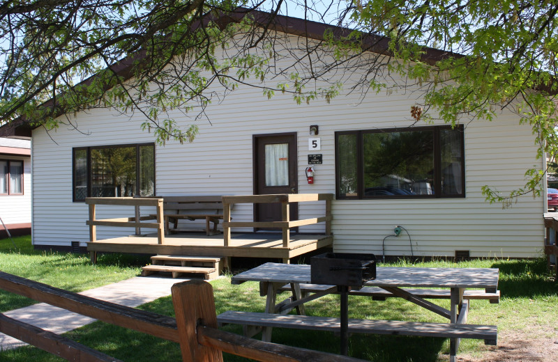 Cabin exterior at Ballard's Resort.