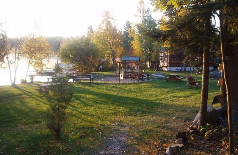 Walkway to beach at Timber Trail Lodge & Resort.