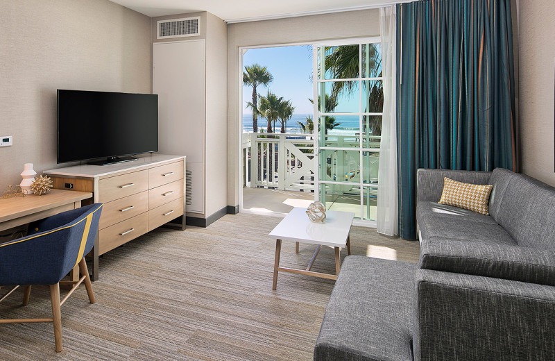 Guest suite at Inn at the Pier.