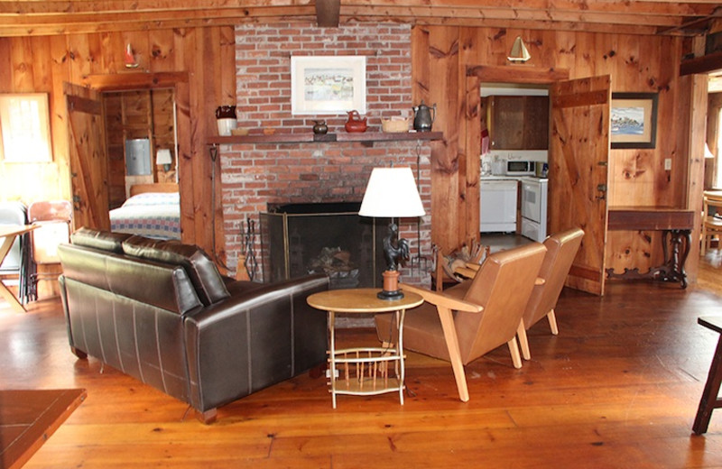 Rental living room at Harborfields Waterfront Vacation Cottages.