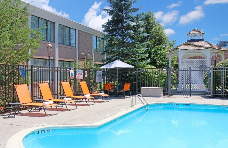 Outdoor pool at Ethan Allen Hotel.