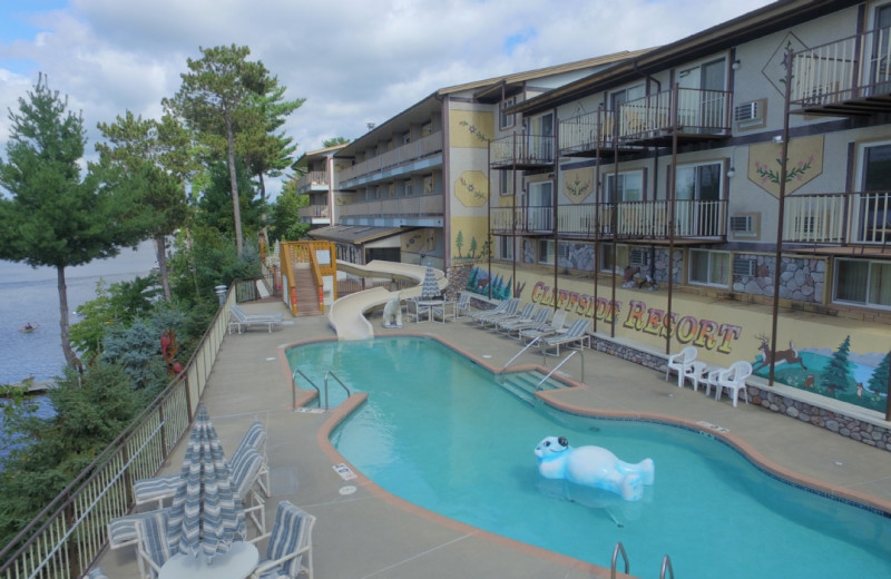 Outdoor pool at Cliffside Resort 