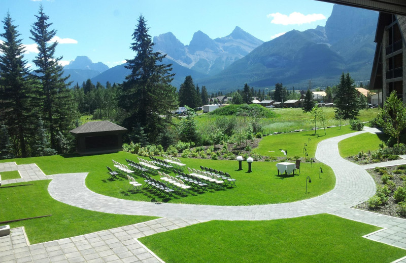 Wedding ceremony at Grande Rockies Resort.