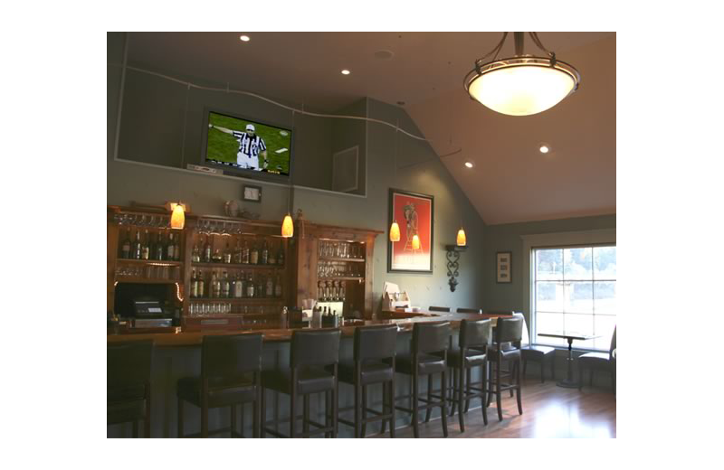 Bar at Highland Dell Lodge.