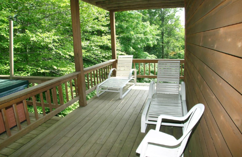 Vacation rental deck at Beaver Ridge and Northpoint.