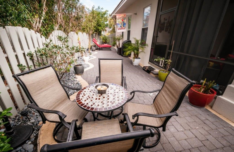 Rental patio at Destin Getaways.