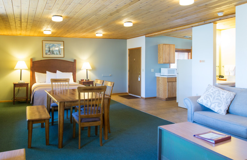 Guest room at Westcliff Lodge.