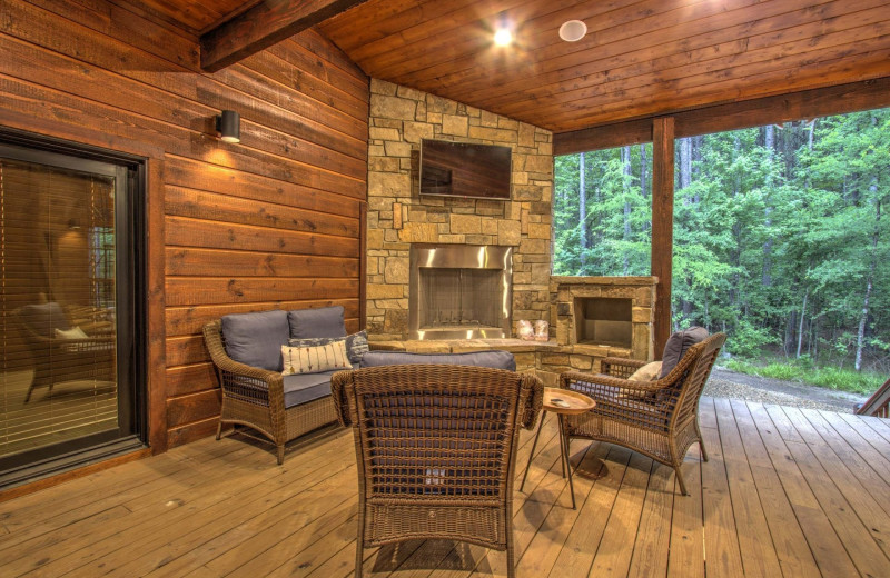 Cabin patio at White Glove Luxury Cabins.