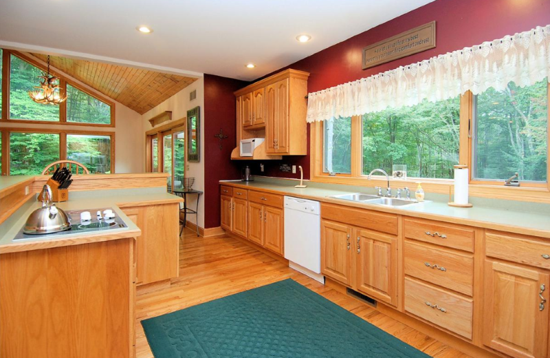 Vacation rental kitchen at Old Timberline Community.