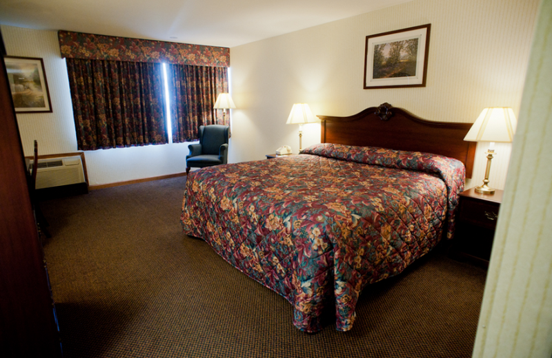 Guest room at East Norwich Inn.