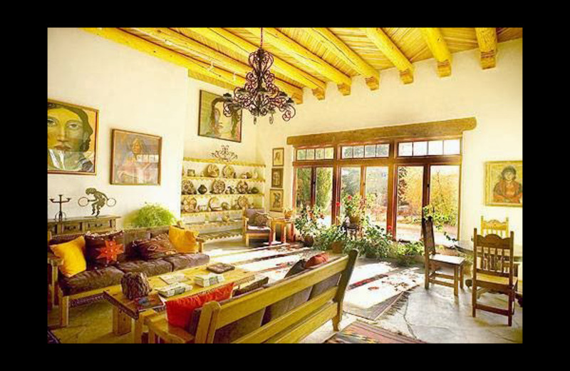 Interior view of Casa Benavides Bed & Breakfast.