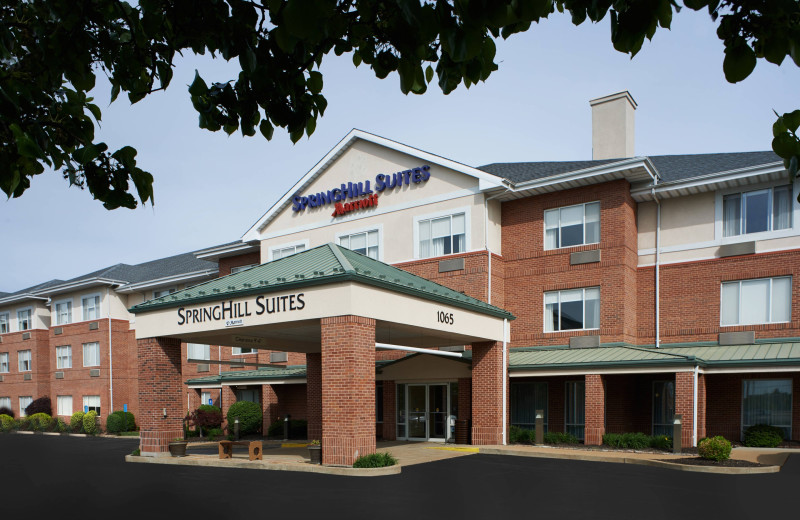 Exterior view of SpringHill Suites by Marriott St. Louis Chesterfield.