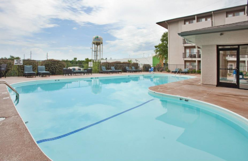 Outdoor pool at Branson 76 Central Holiday Inn Express.