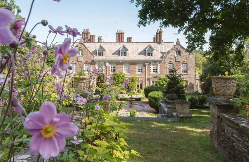 Exterior view of Langdon Court Hotel & Restaurant.