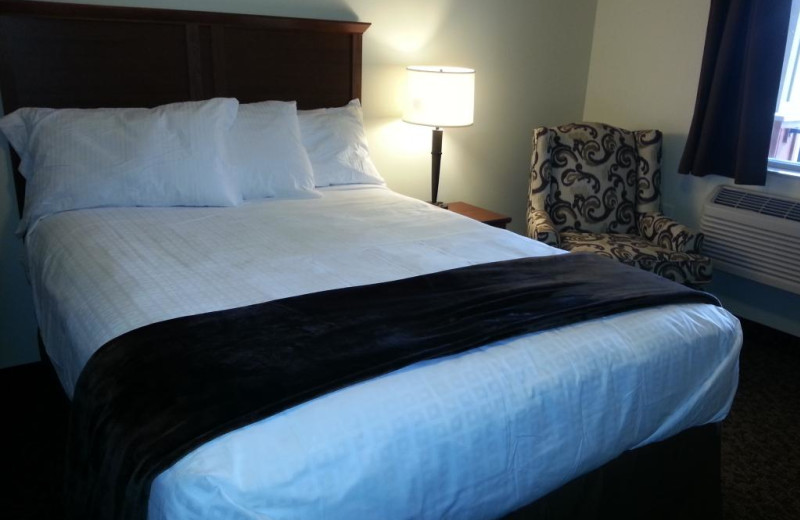 Guest room at Battle Lake Inn and Suites.