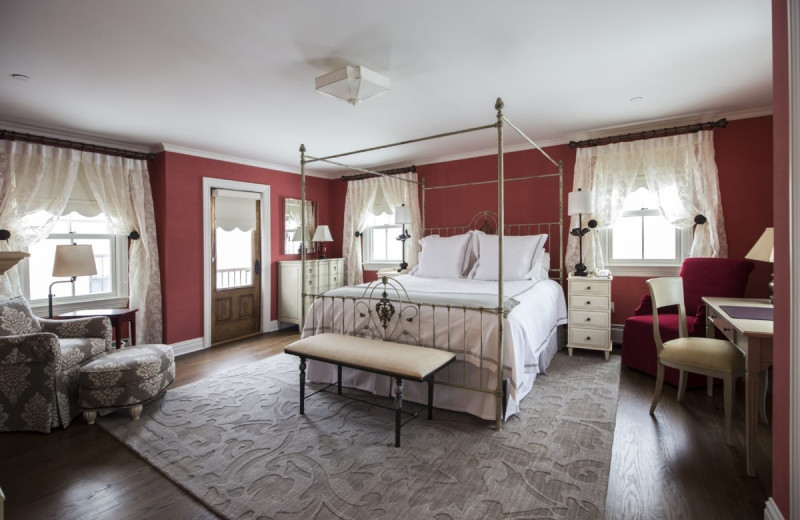 Guest bedroom at Saybrook Point Inn, Marina & Spa.