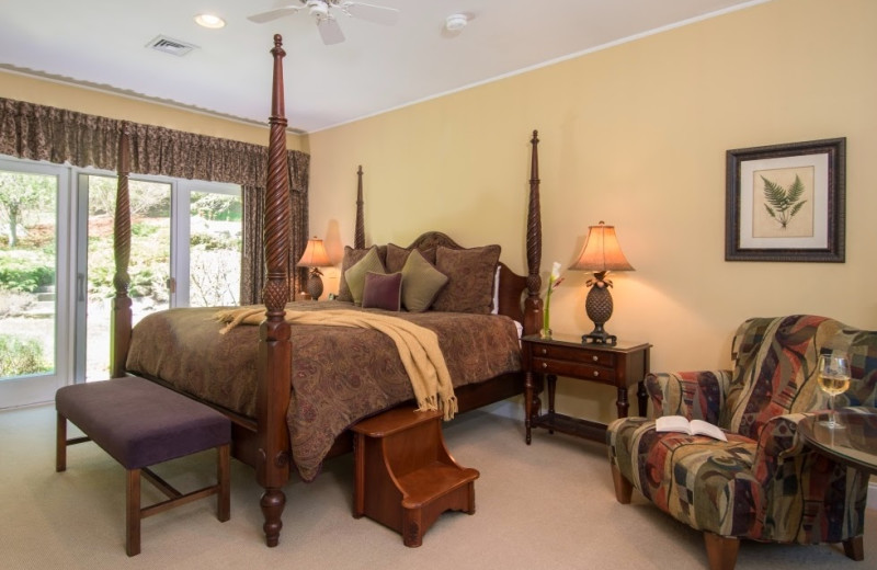 Guest room at Stone Hill Inn.