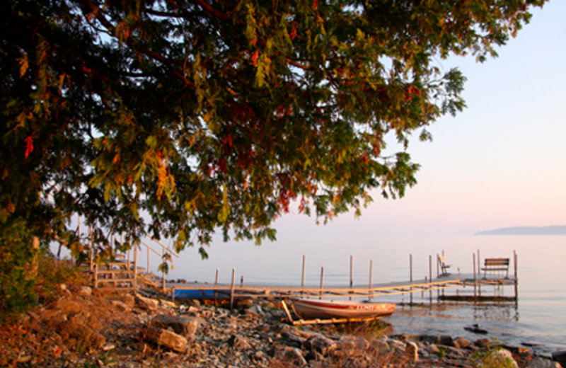 Lake Shore Near Country House Resort