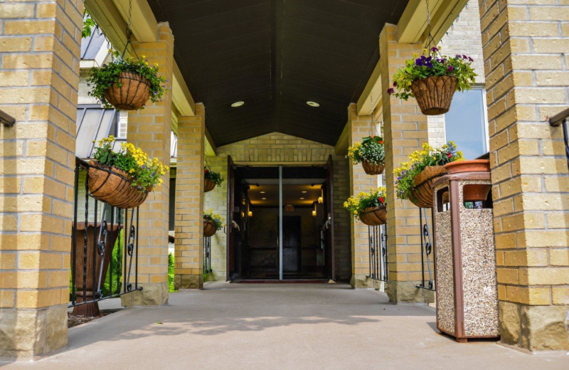 Front entrance at Elm Hurst Inn & Spa.