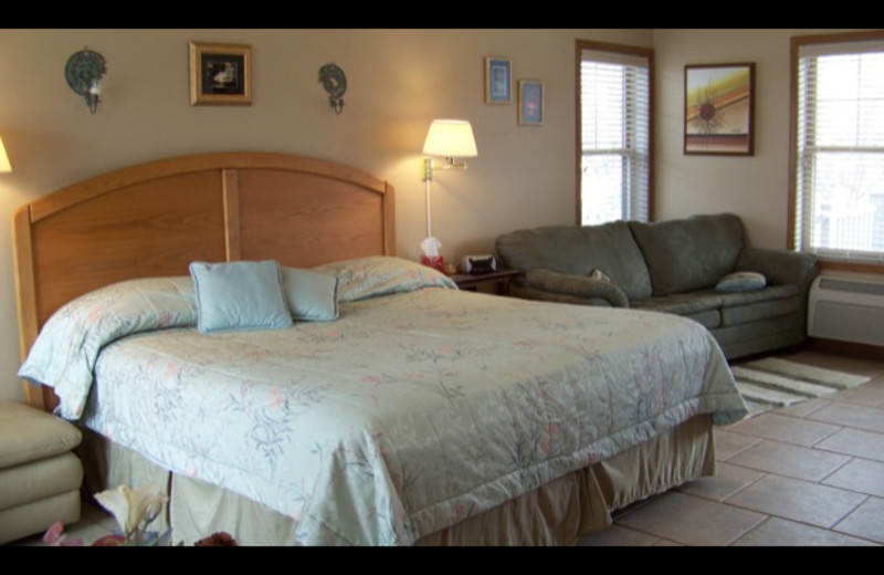 Guest suite bedroom at The Lighthouse Lodge.