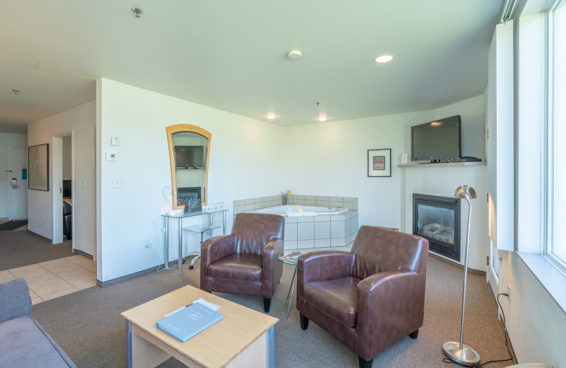 Guest room at South Pier Inn.