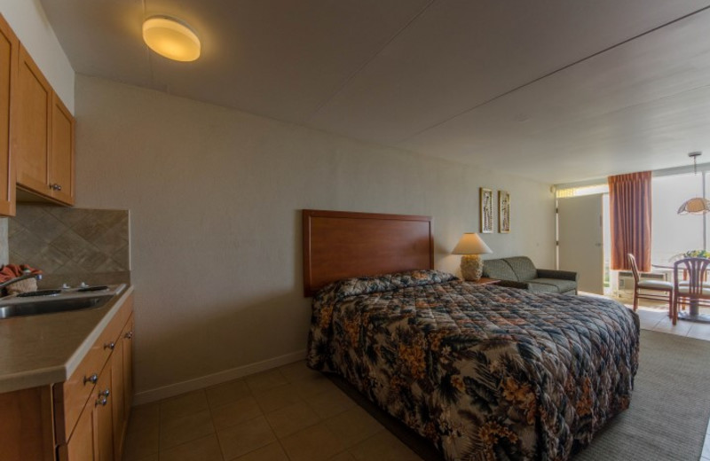 Guest room at Waikiki Oceanfront Inn.