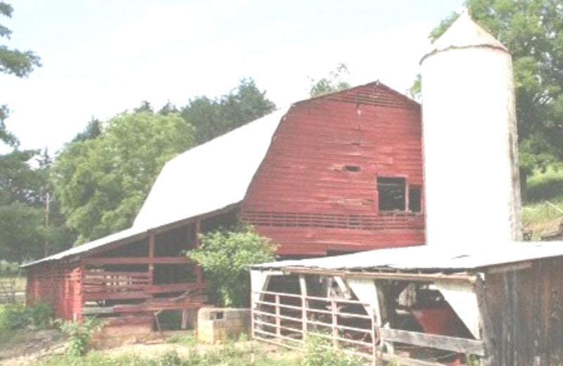 The Barn at Tuckasiegee River Mountain Lodge
