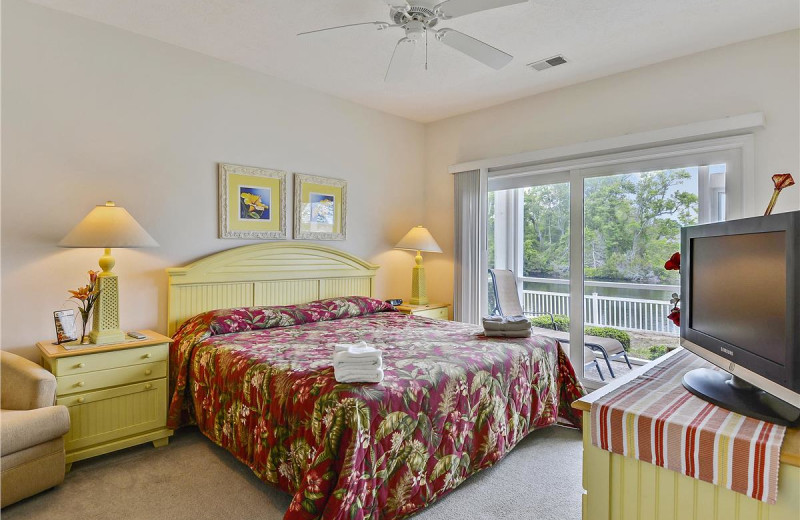 Rental bedroom at Seaside Vacations.