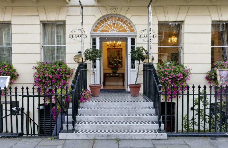 Exterior view of Grange Blooms Hotel.