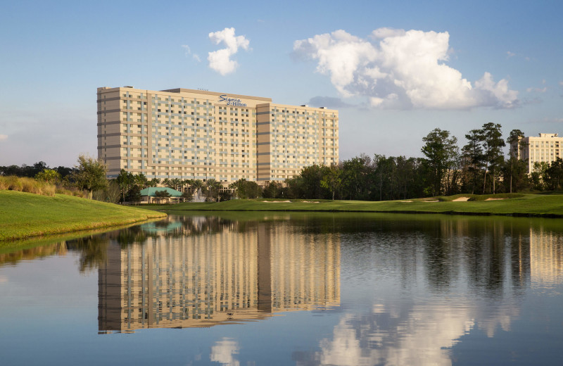 Exterior view of Hilton Orlando Bonnet Creek.