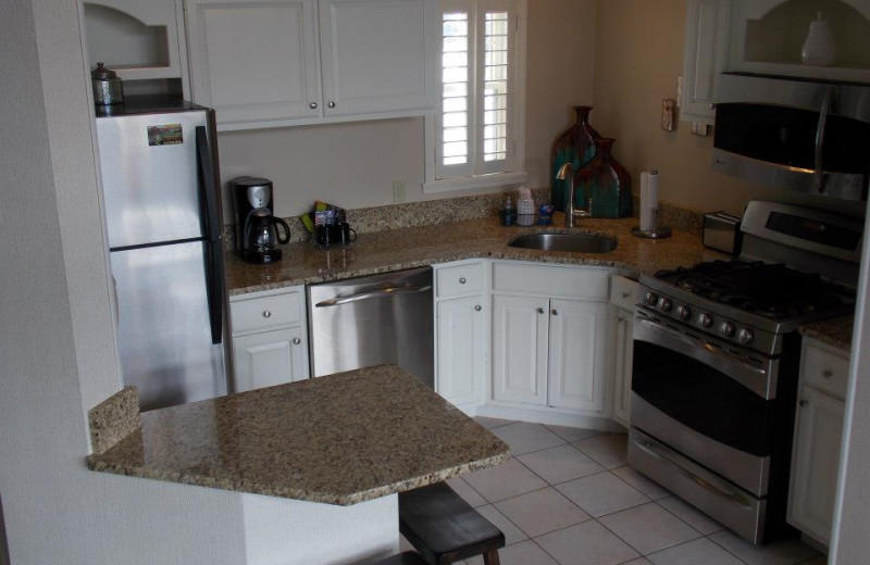 Guest kitchen at Fairway Suites.
