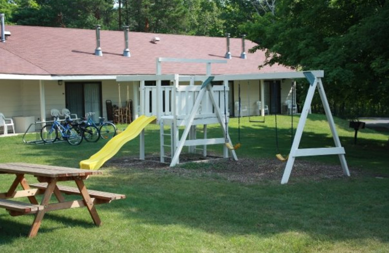 Outdoor pool at Parkwood Lodge.