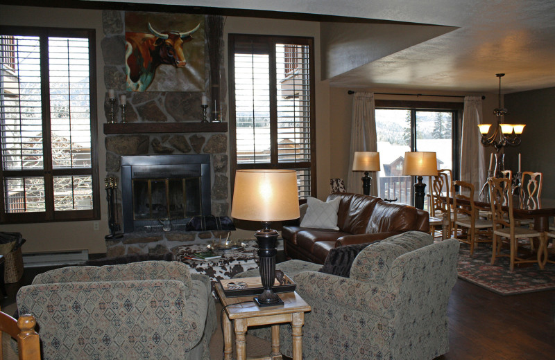 Guest living room at Cascade Village Condominiums.