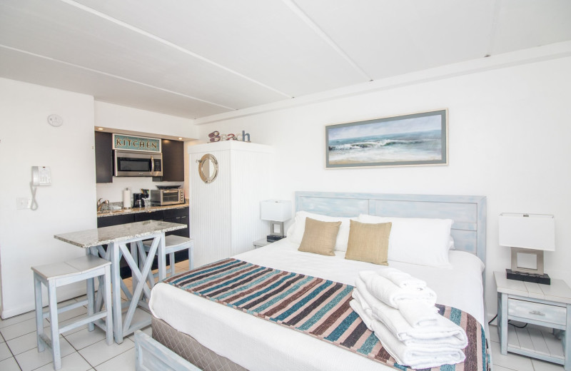 Guest room at Beacher's Lodge Oceanfront Suites.