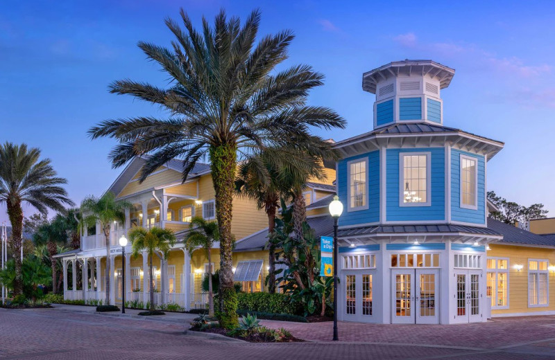 Exterior view of Marriott's Harbour Lake.