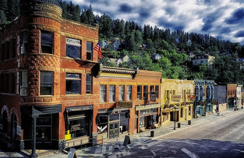 Town shops at Rushmore Express Inn & Family Suite.