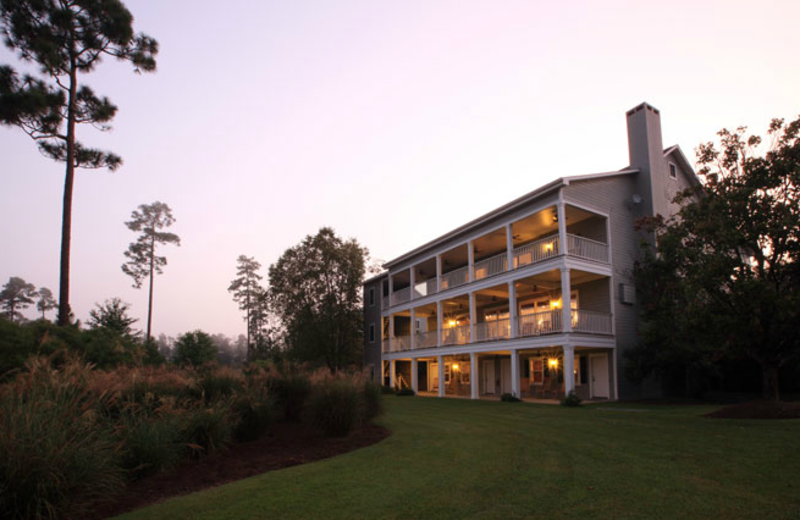 Exterior view of Stewart Lodges at Steelwood.