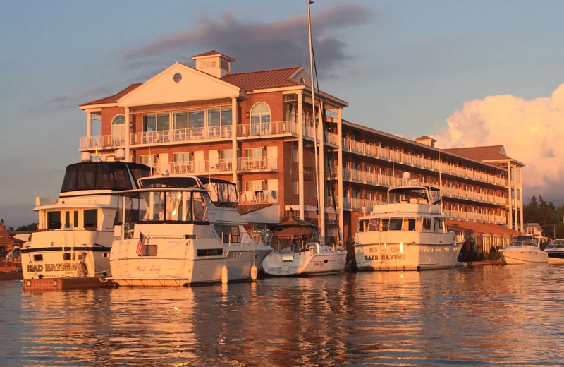 Exterior view of The Riveredge Resort.