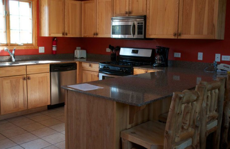 Guest kitchen at Grizzly Jacks Grand Bear Resort.