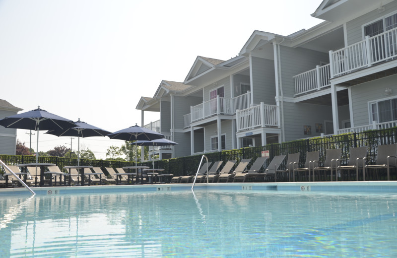 Cliffside Resort Condominiums (Greenport, NY) Resort Reviews