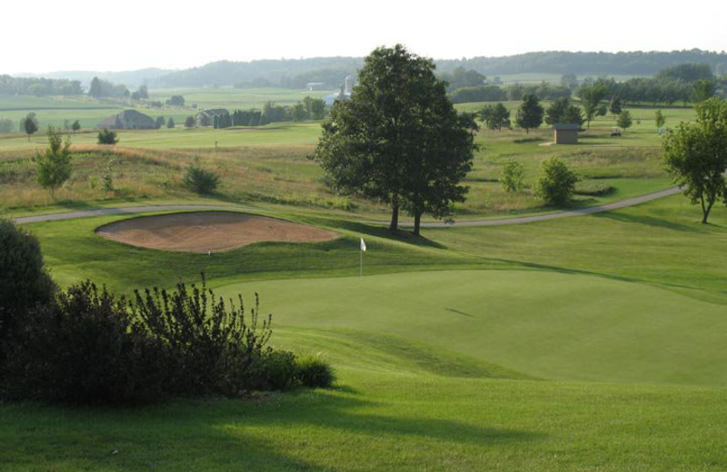 Hiawatha Golf Club near Warrens Lodging.