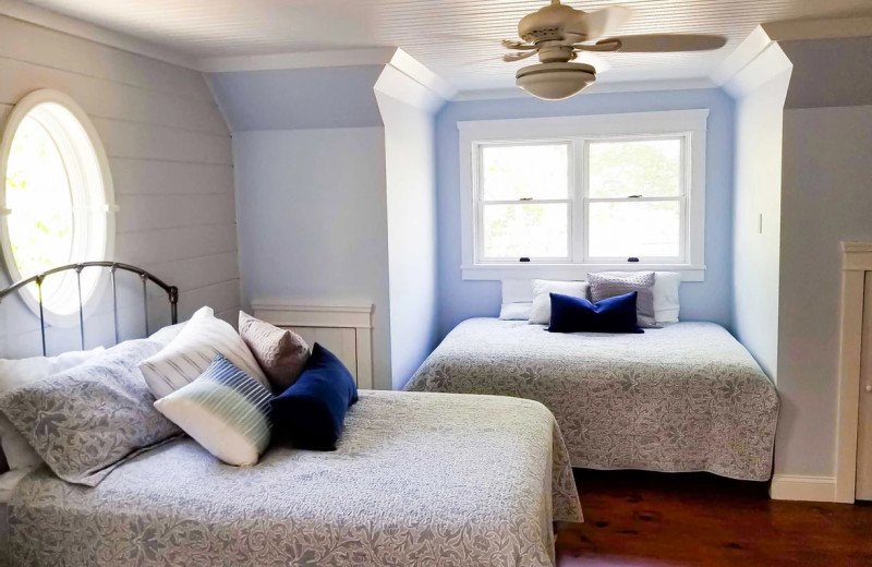 Rental bedroom at Northern Living - Luxurious Vacation Rentals.