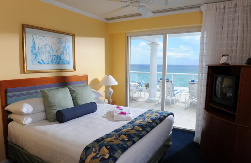 Guest bedroom at Grand Cayman Beach Suites.