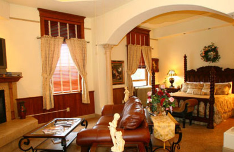 Gov. Ralph Carr Spa Suite at Carr Manor Historic Inn.