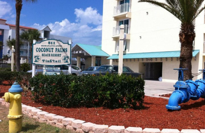 Exterior View of Coconut Palms Beach Resort 