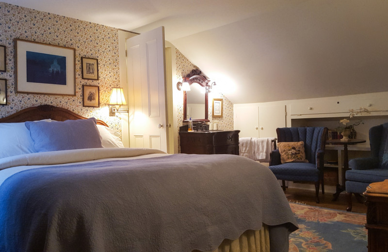 Guest room at The White House Inn.