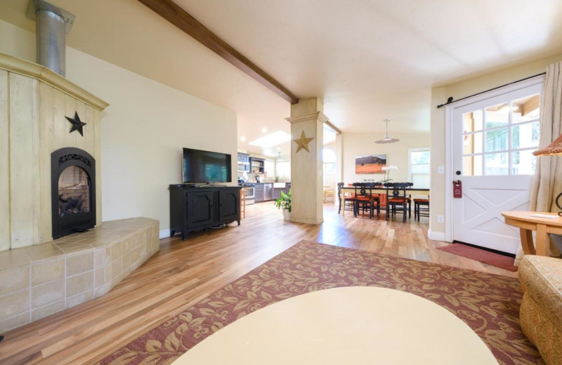 Lobby at Cottages Of Napa Valley.