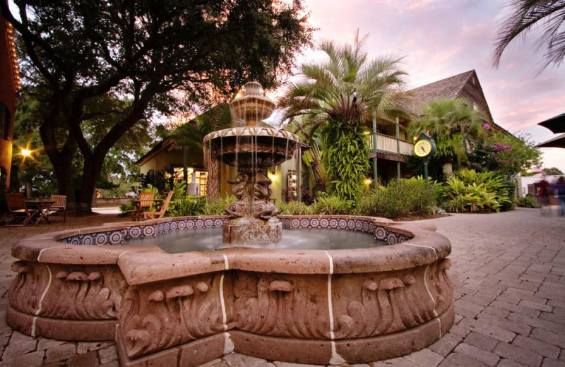 Fountain near Southern Oaks Inn.