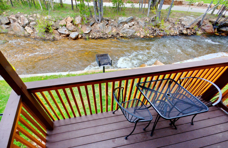 Guest balcony at Murphy's River Lodge.