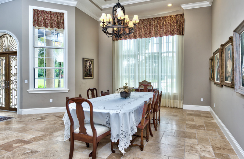 The Knickerbocker Vacation Retreat - Naples Florida Vacation Homes